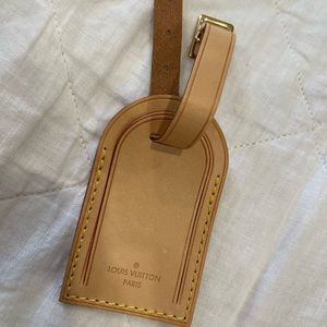 Louis vuitton luggage tag